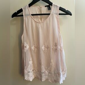 Forever 21 blush pink floral lace tank top